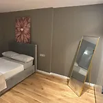 Chalet Barcelona Βαρκελώνη